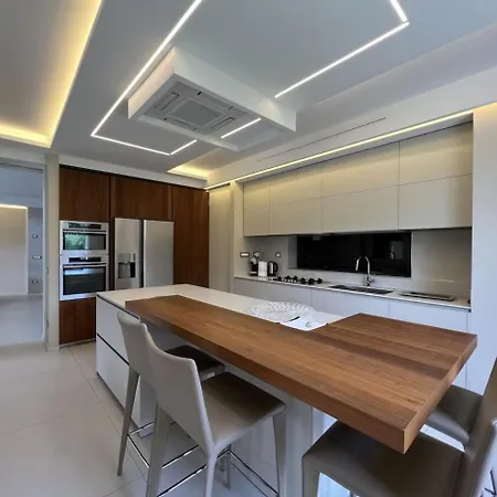 Apartment Modern Villa In Marbella